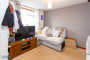 Sitting Room- click for photo gallery